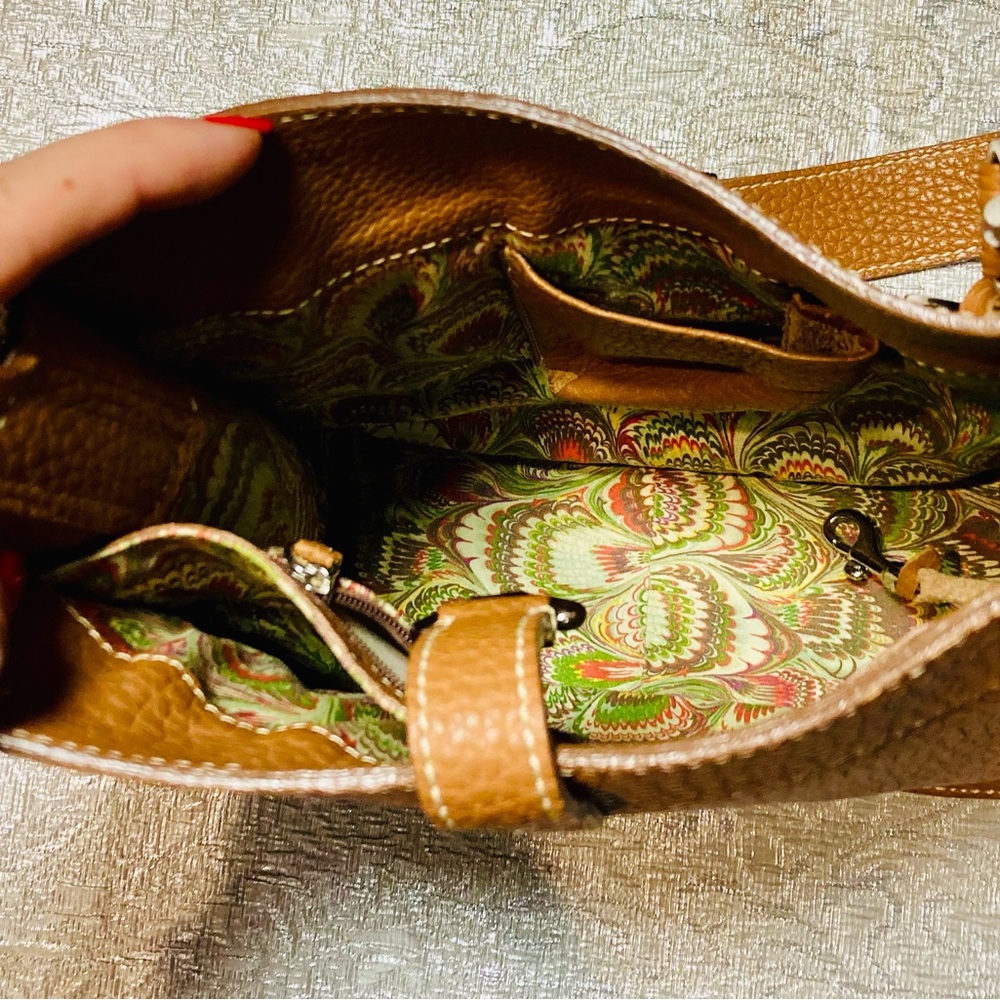 Tan Leather Dooney crossbody bag - Picture 3 of 3